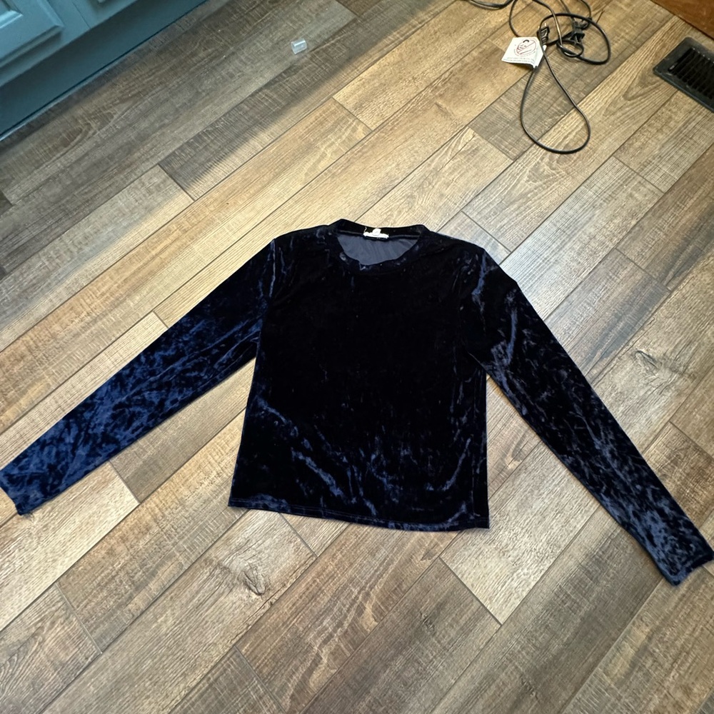 Velvet long sleeve blue top. Size medium